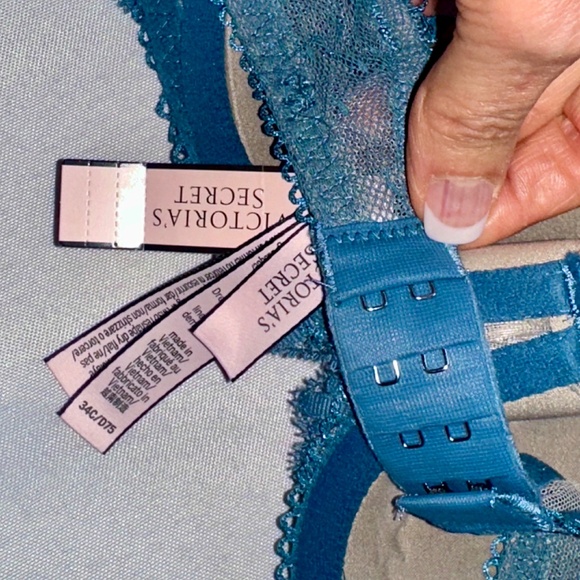 Victoria’s Secret NWT - Dusty Teal Lace High-Neck Bra + Scallop Trim Thong - Picture 4 of 4